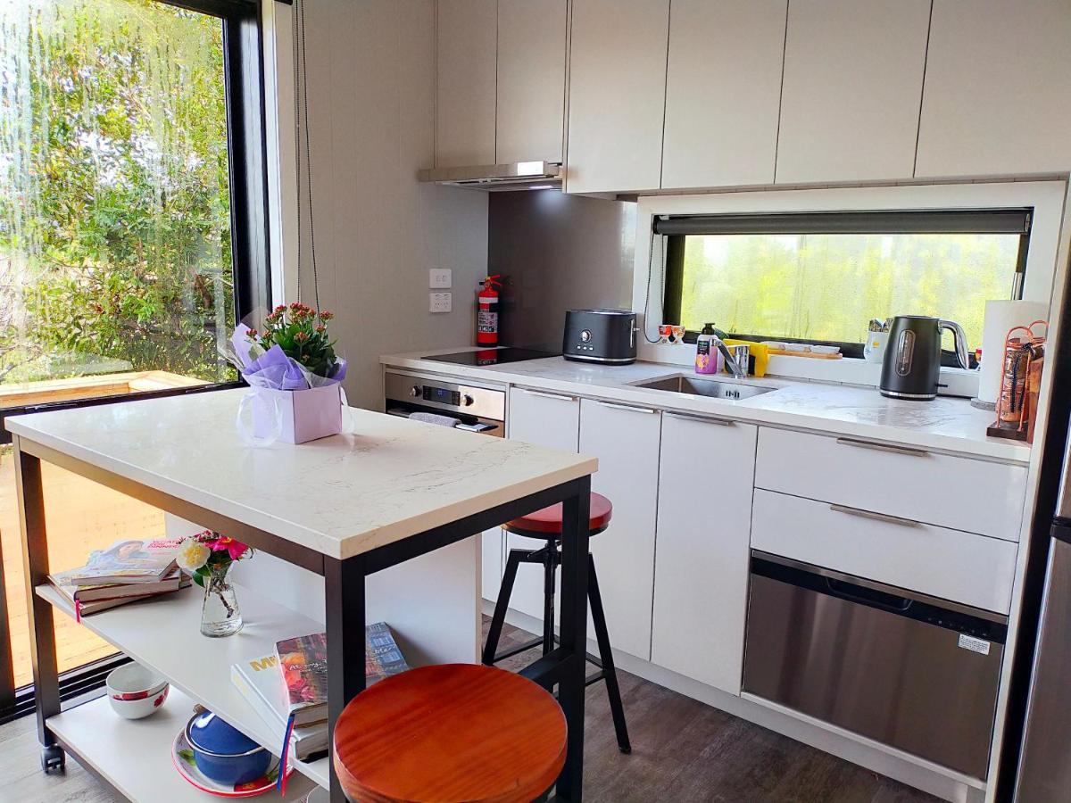 Secluded, Private Rural Retreat Mins From Warkworth -"Avondale" Minihouse Villa Dış mekan fotoğraf
